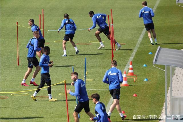 皇马明夏可能重金引援中场：克罗斯空缺亟待填补